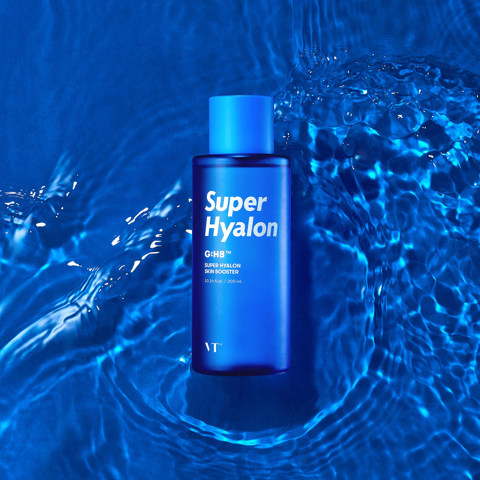 VT SUPER HYALON SKIN BOOSTER bottle with a sleek design, showcasing its hydrating properties and key ingredients.