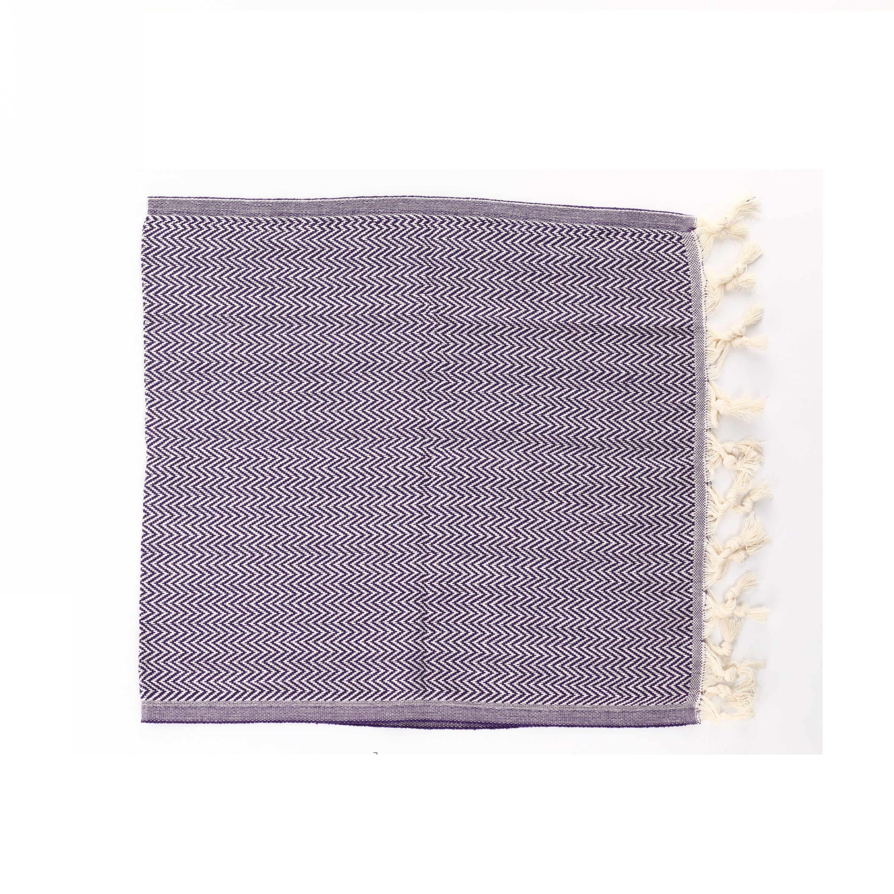 Zigzag Turkish cotton kitchen and hand towels in a stylish design, featuring handmade fringes and available in various colors.