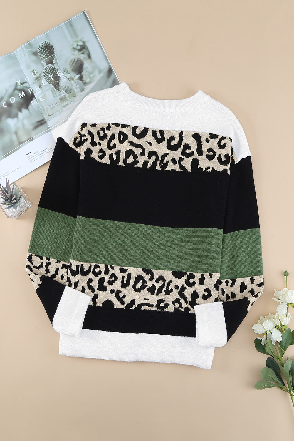 A stylish Crewneck Leopard Color Block Knit Pullover Sweater featuring a chic color block design and leopard pattern splicing, perfect for casual wear.