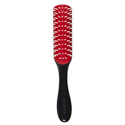 Denman Freeflow Styler Brush D31 with 7 rows of bristles, designed for efficient hair styling and detangling.