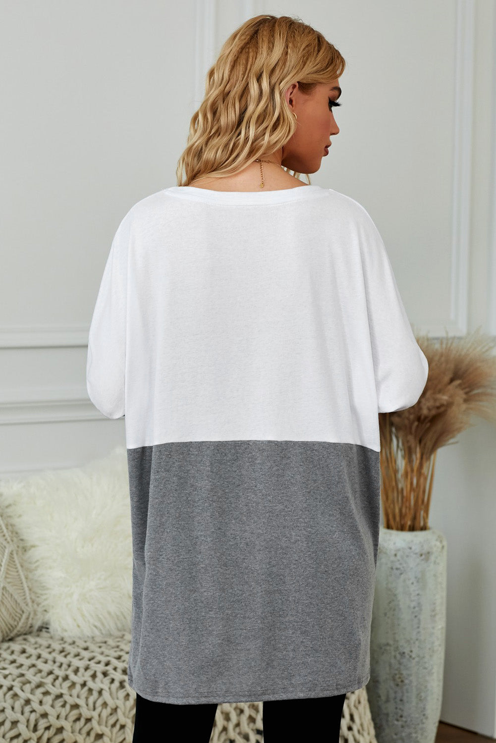 Gray Colorblock Casual Long Sleeve Tunic featuring two large pockets, stylish colorblock design, and soft knitting fabric.