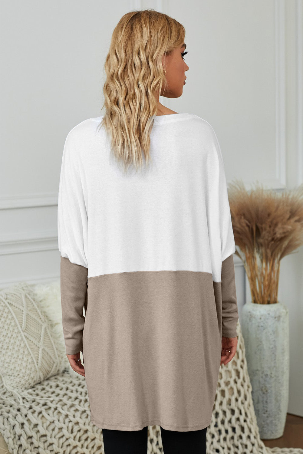 Gray Colorblock Casual Long Sleeve Tunic featuring two large pockets, stylish colorblock design, and soft knitting fabric.