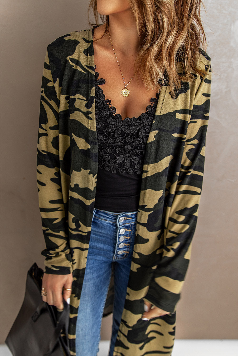 A stylish green camo print long cardigan with an open front and long sleeves, perfect for casual wear.