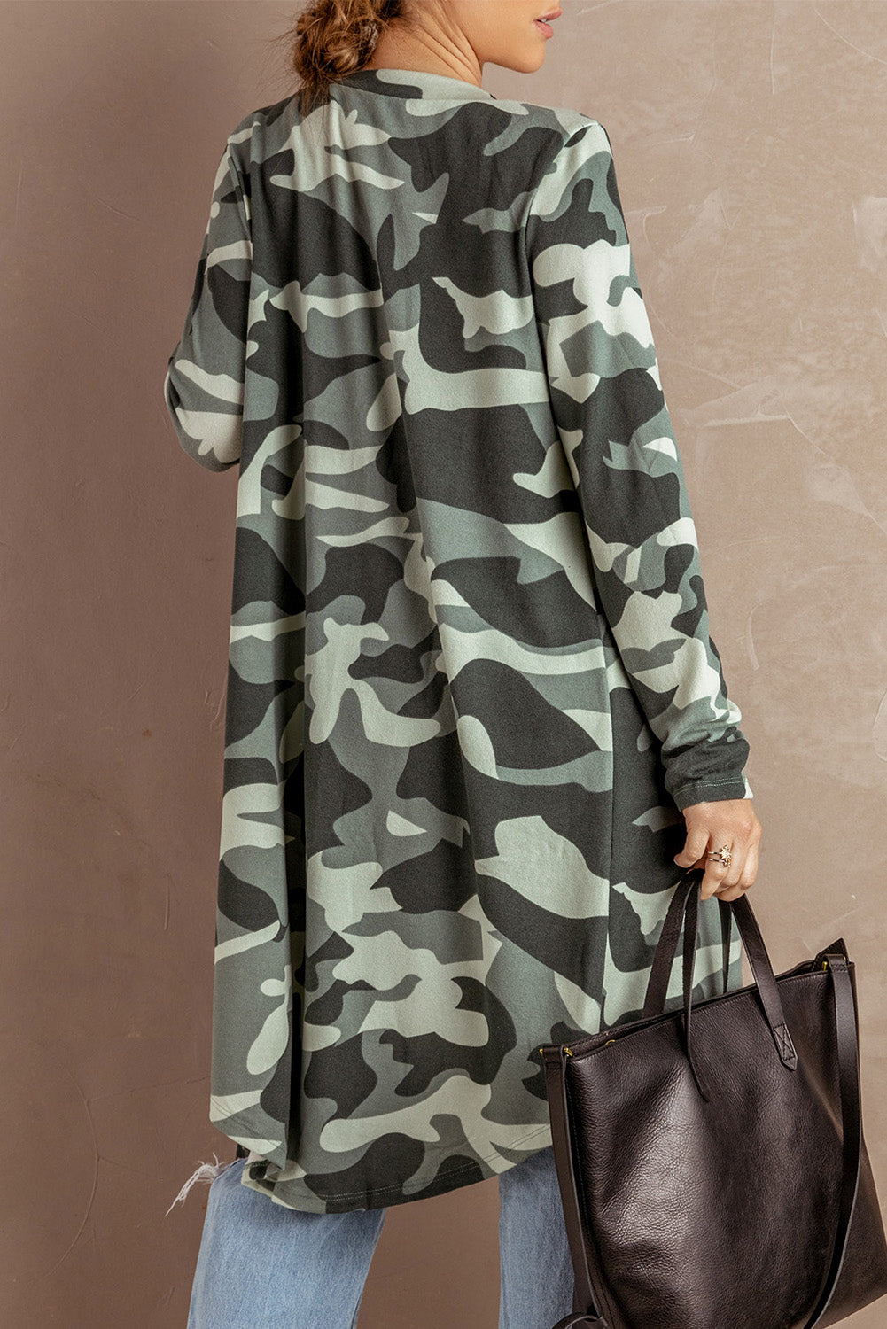 A stylish green camo print long cardigan with an open front and long sleeves, perfect for casual wear.