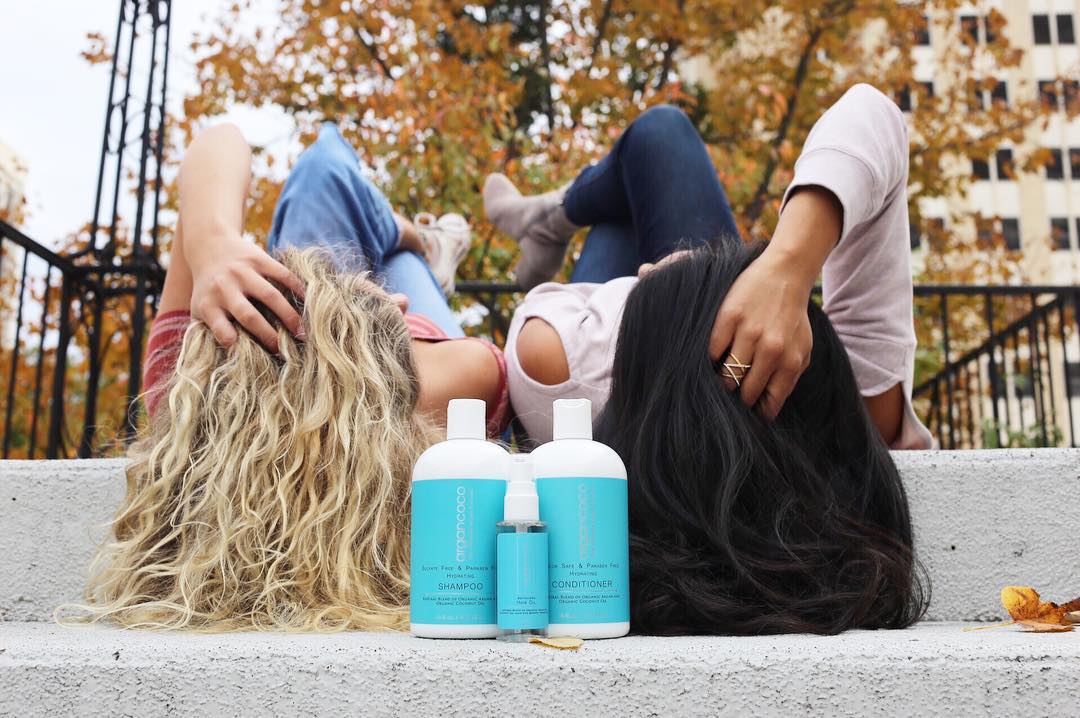 ArganCoco Hydrating Shampoo and Conditioner bundle featuring organic argan and coconut oils for hair hydration.