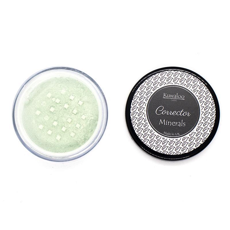 Mineral Corrector 3g in Green, a soothing concealer for redness, featuring a sleek container and natural ingredients.