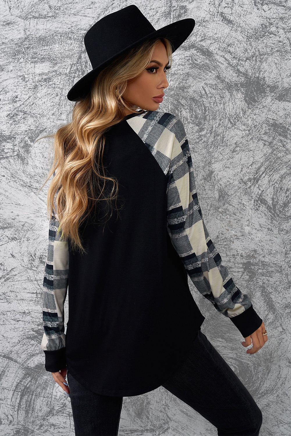 Monochrome plaid long sleeves black pullover top featuring colorblocked sleeves and a round neckline, perfect for casual and stylish outfits.