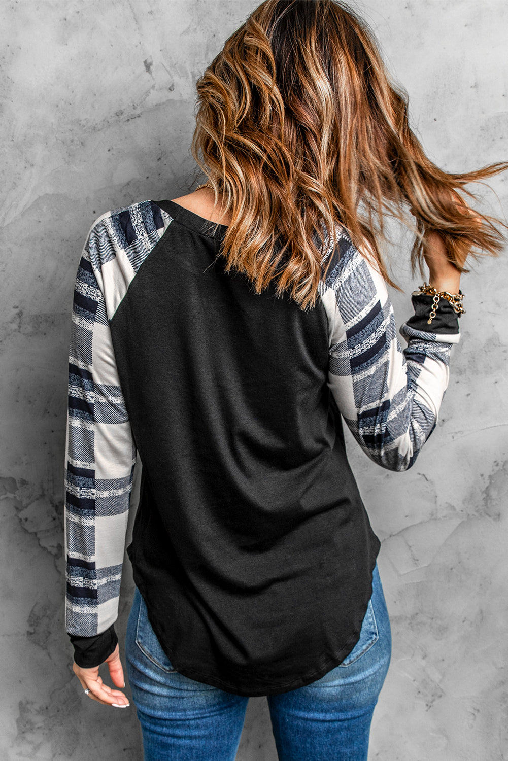 Monochrome plaid long sleeves black pullover top featuring colorblocked sleeves and a round neckline, perfect for casual and stylish outfits.