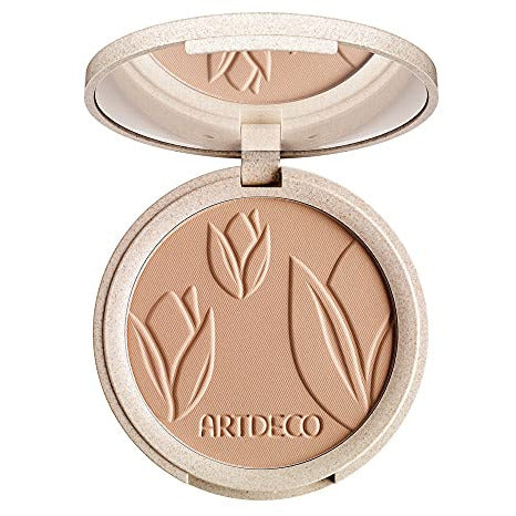 Artdeco Natural Finish Compact Foundation in Warm Honey, showcasing its compact design and warm shade.