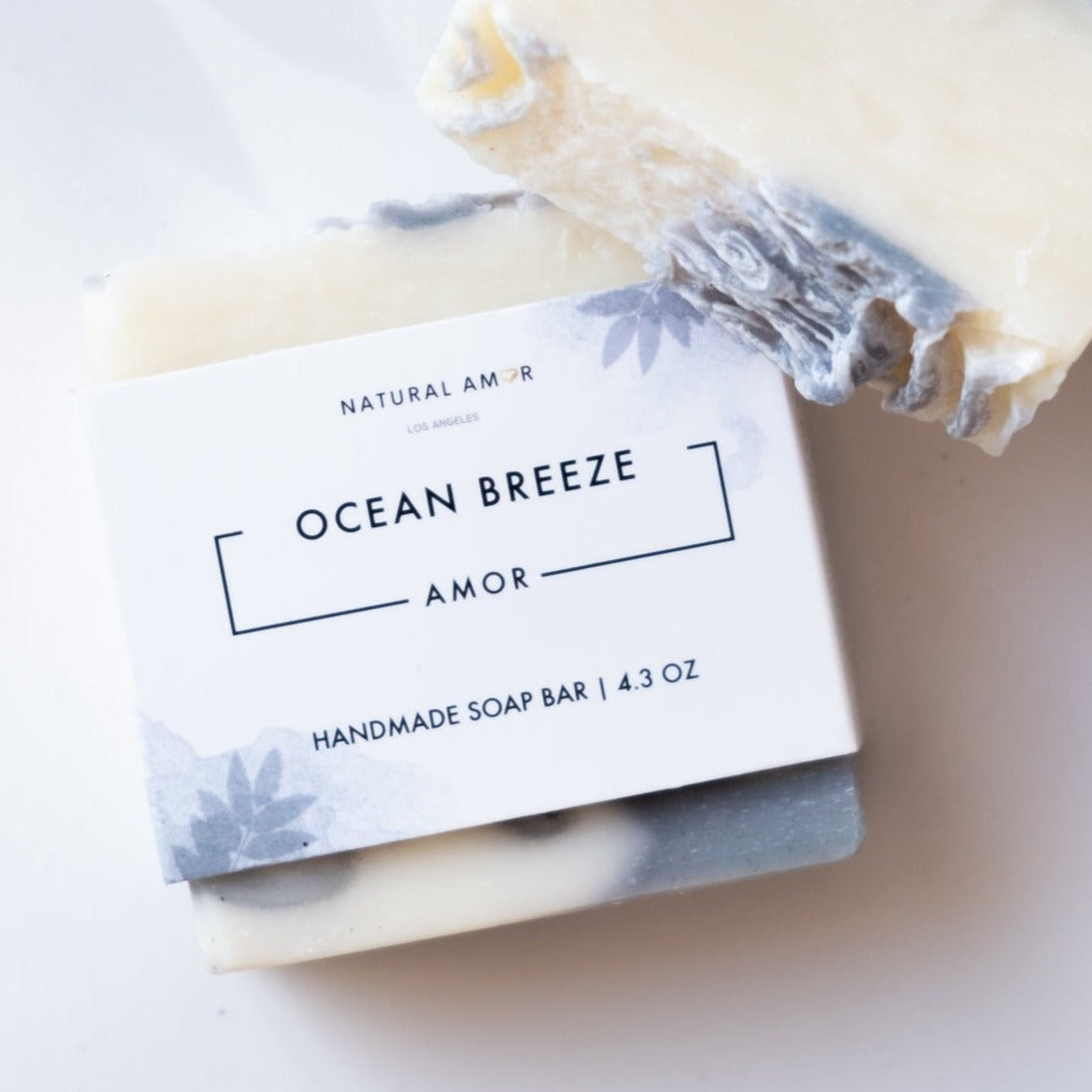 Ocean Breeze Soap Bar with natural indigo powder and kaolin clay, featuring a refreshing scent of peppermint, lavender, and lime.