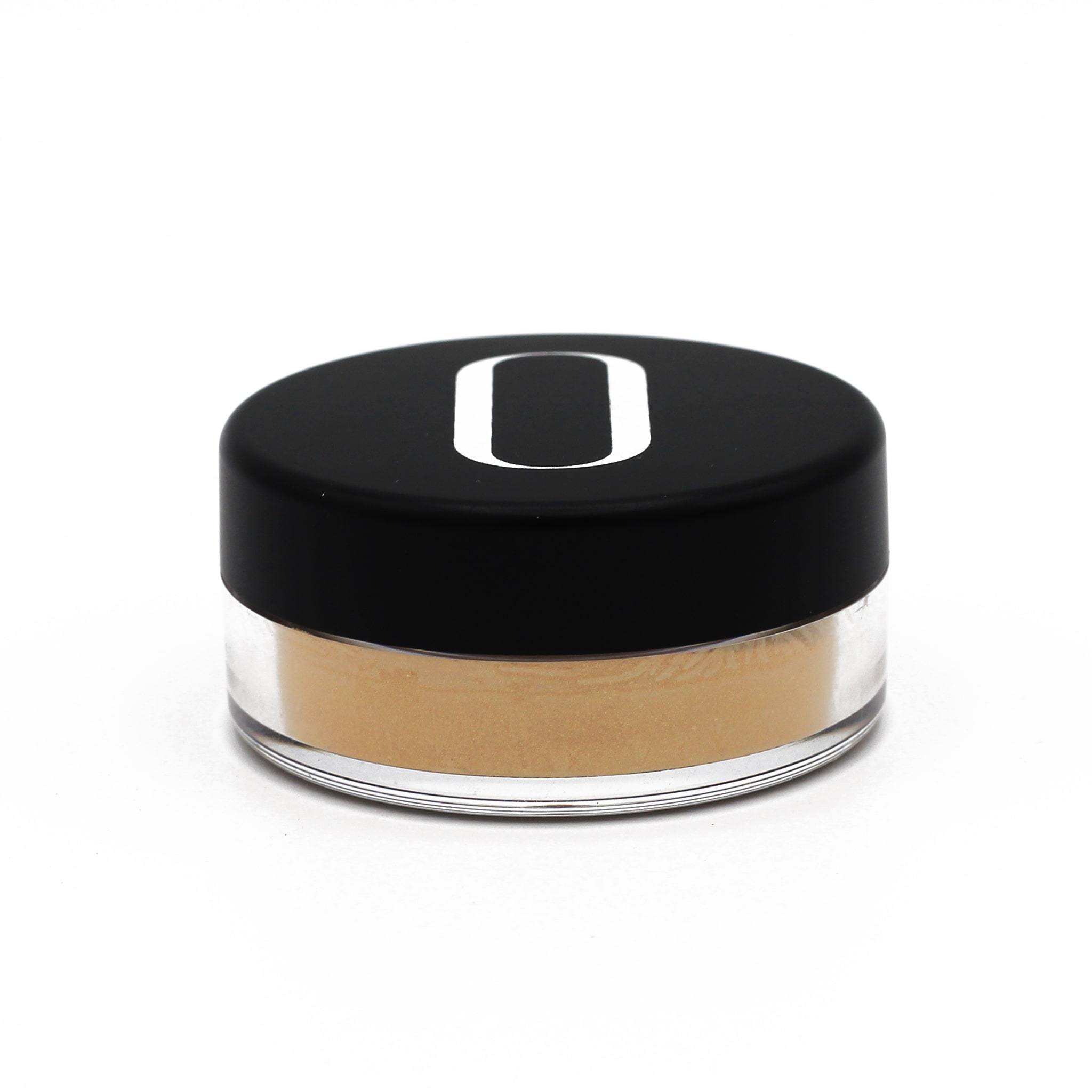 Organic & Mineral Highlighter in Gold, showcasing its light dusty gold shade and eco-friendly packaging.