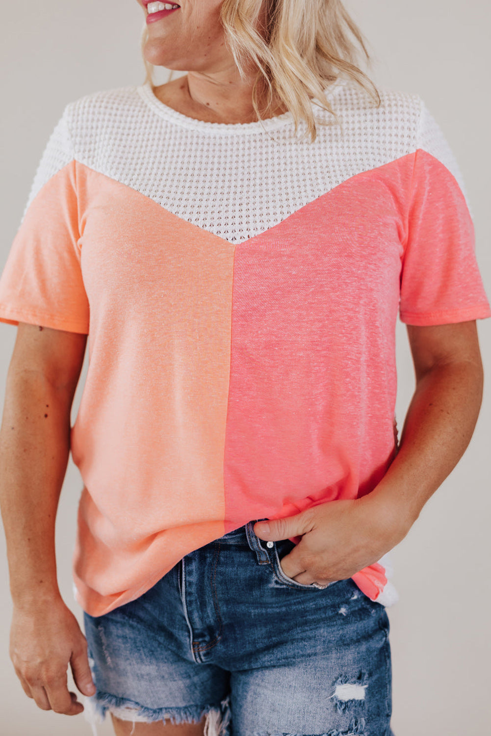 White Plus Size Colorblock Waffle Knit Tee featuring a stylish design and soft fabric, perfect for casual wear.