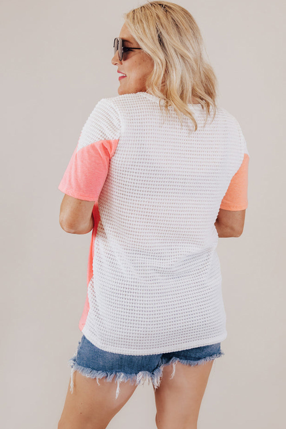 White Plus Size Colorblock Waffle Knit Tee featuring a stylish design and soft fabric, perfect for casual wear.