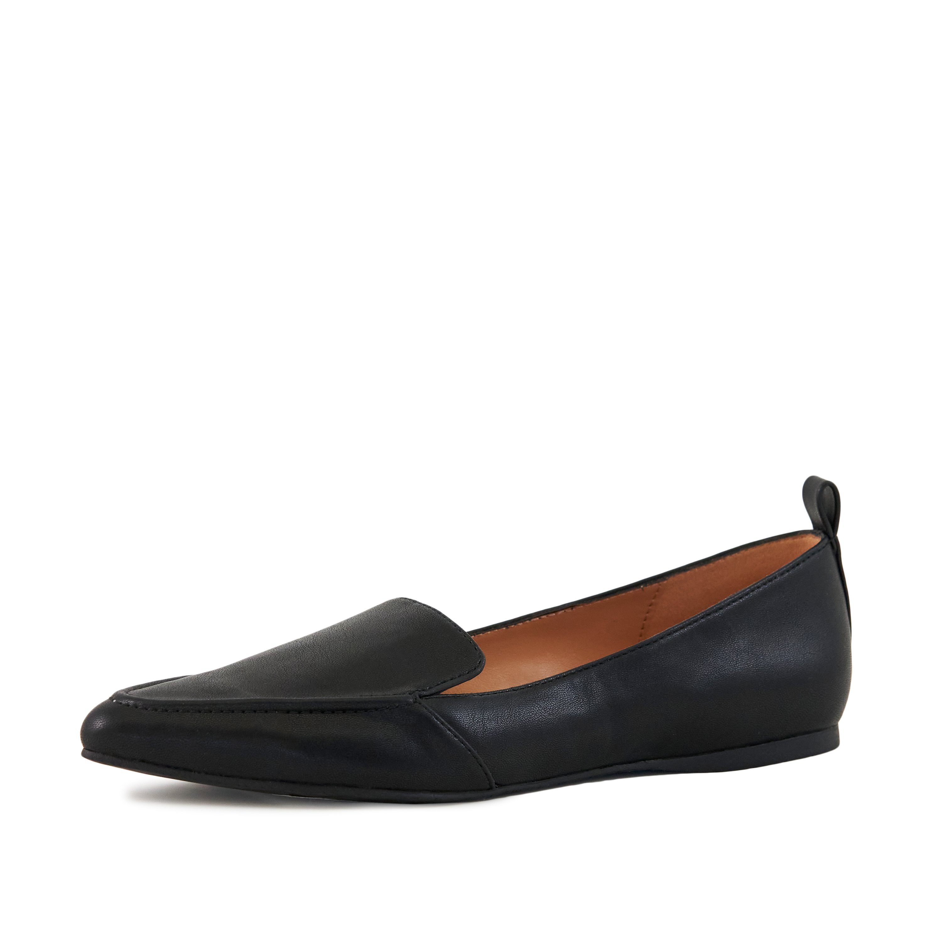 Black leather flat shoe.