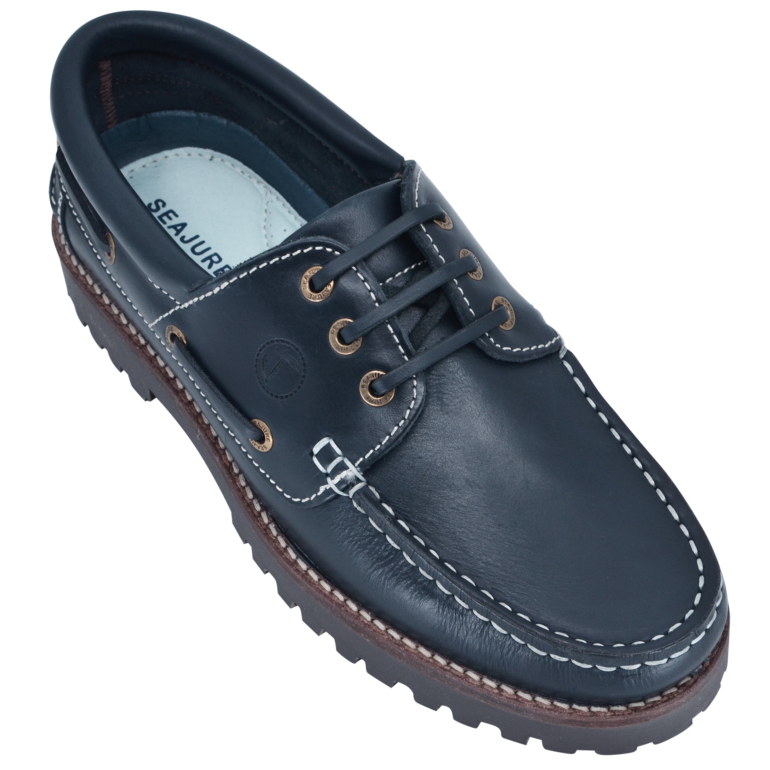 Seajure Lubmin Men Boat Shoe in high-quality leather with a classic nautical design, perfect for cold and humid days.