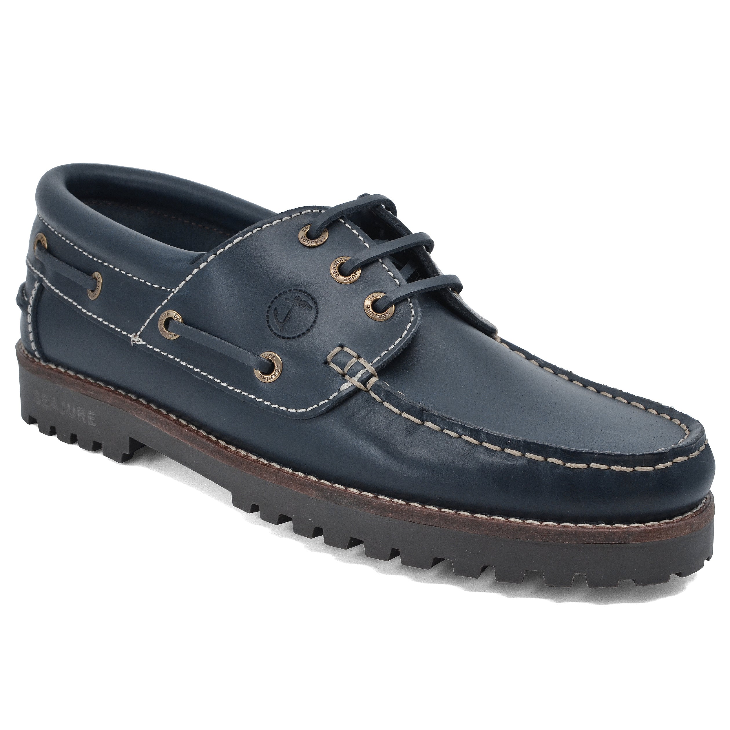 Seajure Lubmin Men Boat Shoe in high-quality leather with a classic nautical design, perfect for cold and humid days.