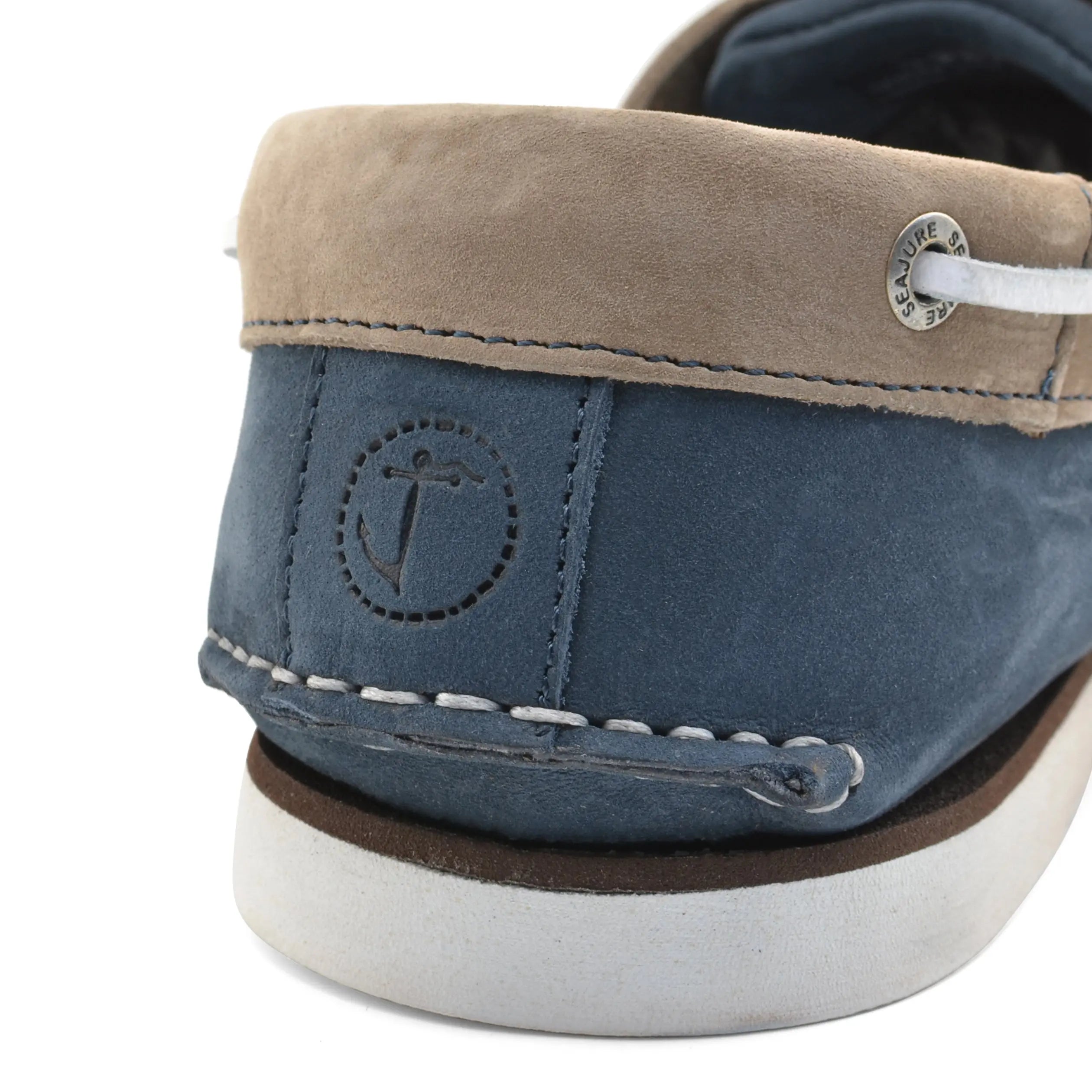 Seajure Costa Vicentina men boat shoe in nubuck leather, showcasing its elegant design and natural rubber sole.