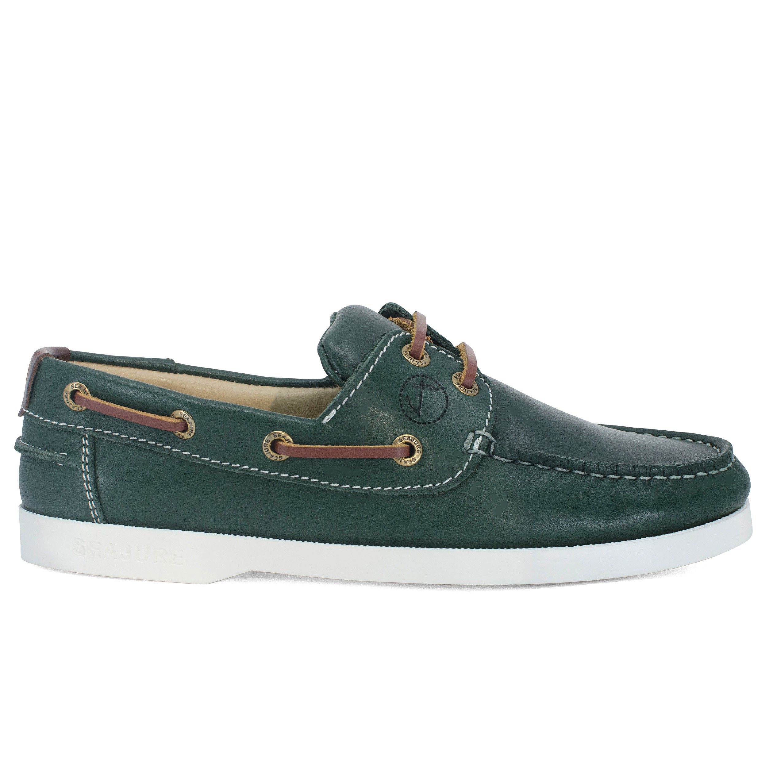 Elegant Matira women boat shoe made of high-quality leather, featuring a thermo rubber outsole and engraved eyelets, perfect for nautical adventures.