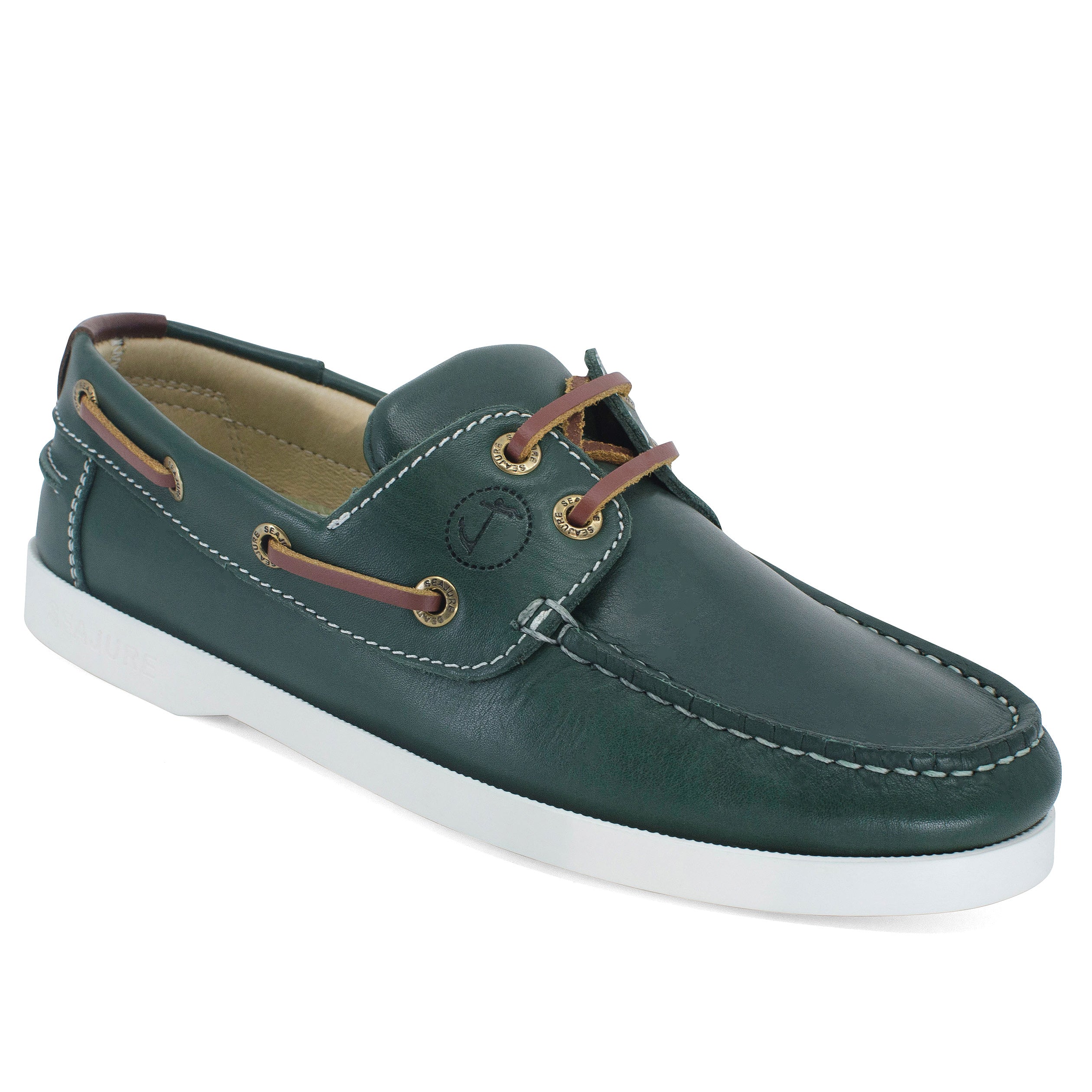 Elegant Matira women boat shoe made of high-quality leather, featuring a thermo rubber outsole and engraved eyelets, perfect for nautical adventures.