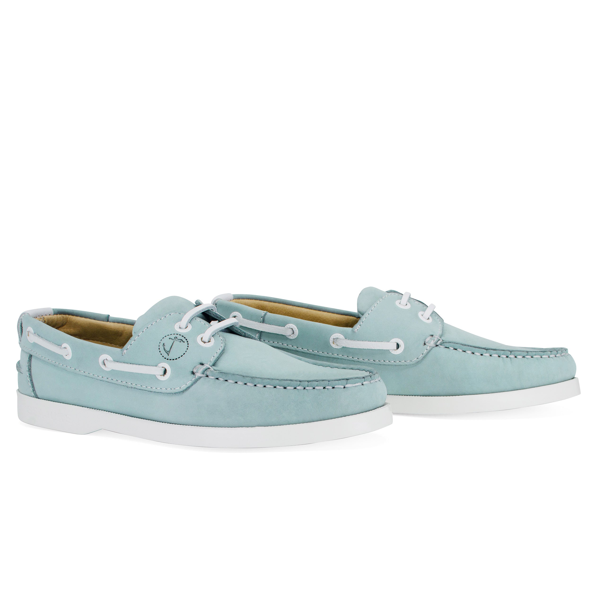 Seajure Nacpan women boat shoe made of high-quality nubuck leather, featuring a classic design and durable thermo rubber outsole.