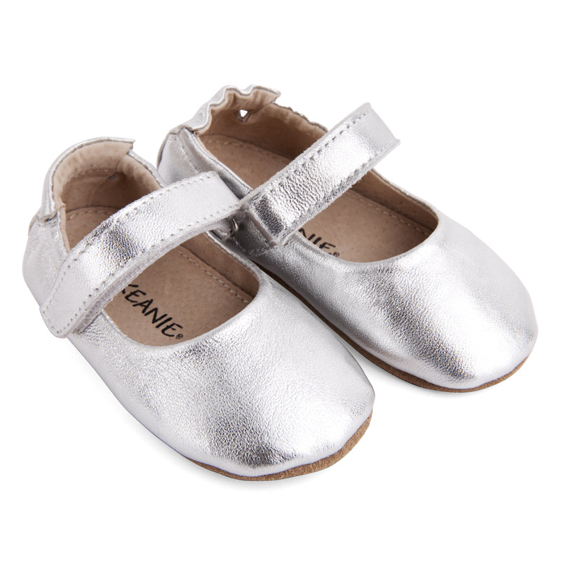 Bella Pre/First Walker Mary Jane Shoes in Metallic Silver, handcrafted leather with elasticized ankle collar and hook and loop fastening.