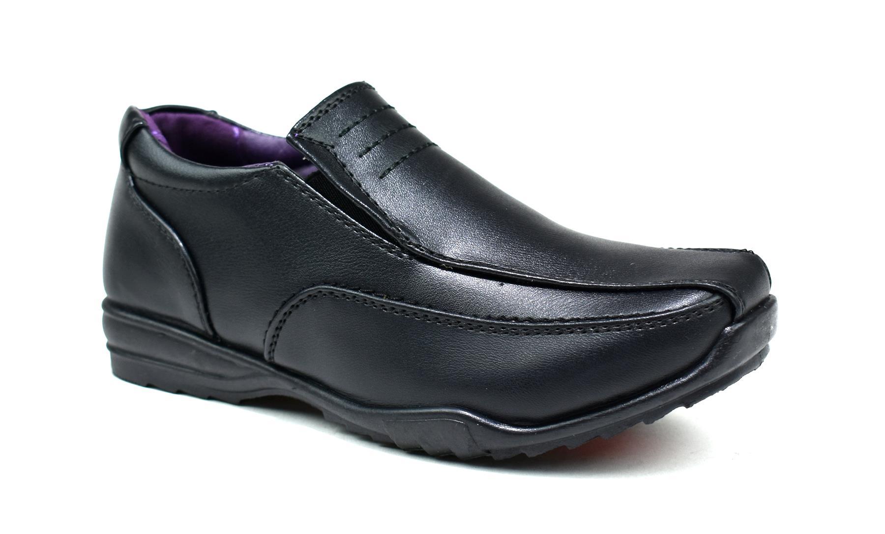 BSH-5176 Comet stylish footwear with durable materials and comfortable fit.