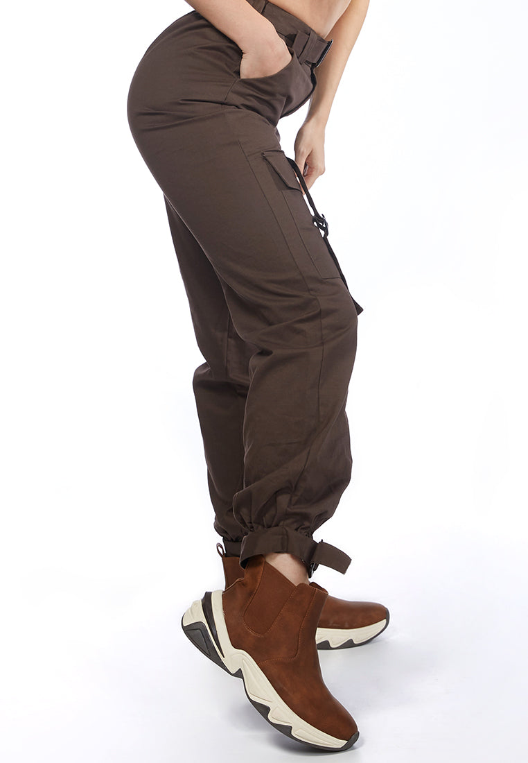 Buckle Belt Cargo Pants in earthy brown with pockets and stylish buckle belt, showcasing a loose fit and casual design.