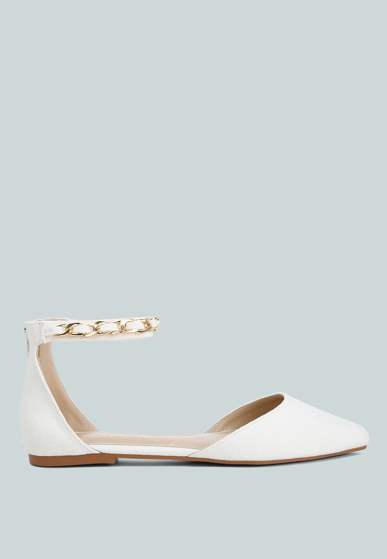 Buqisi Chain Embellished Flat Sandals featuring a stylish chain detail on the ankle strap and a comfortable flat design, perfect for summer wear.