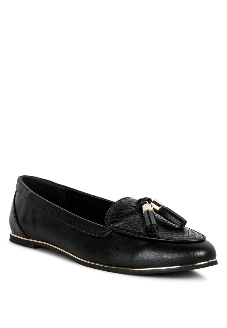 Cabbose Casual Bow Loafers featuring a stylish bow detail, cushioned insole, and durable PU material, perfect for women's casual wear.