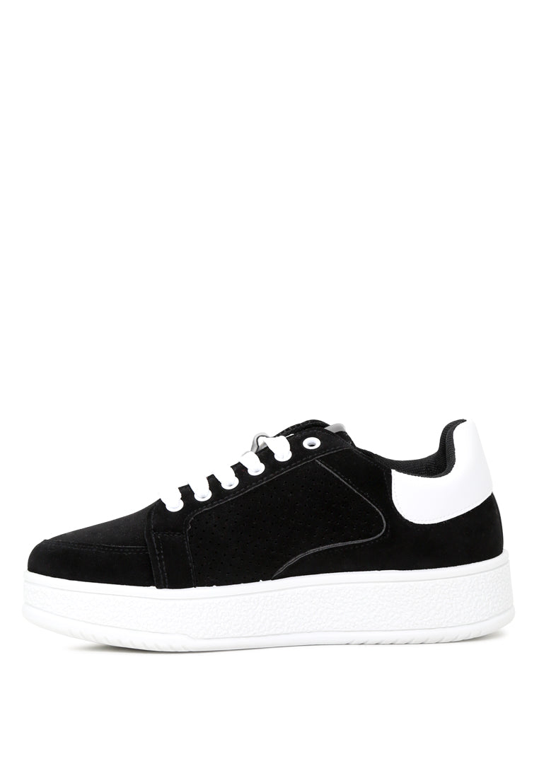 A pair of stylish Chunky Lace-Up Sneakers featuring a chunky design, round toe, and lace-up closure, perfect for casual wear.