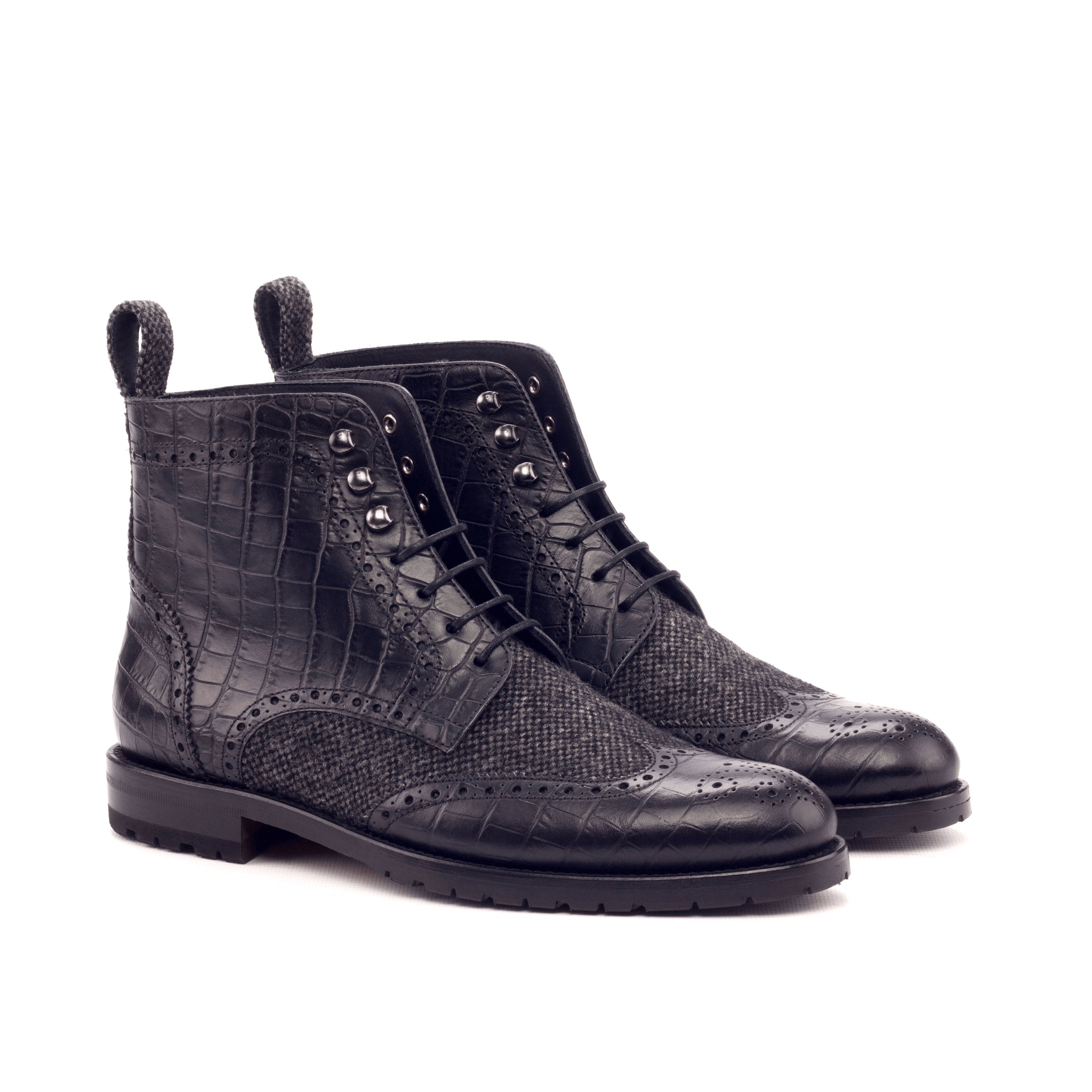 Claudia Ladies Military Brogue Boots II featuring a brogue pattern, black calf leather lining, and leather comando sole.