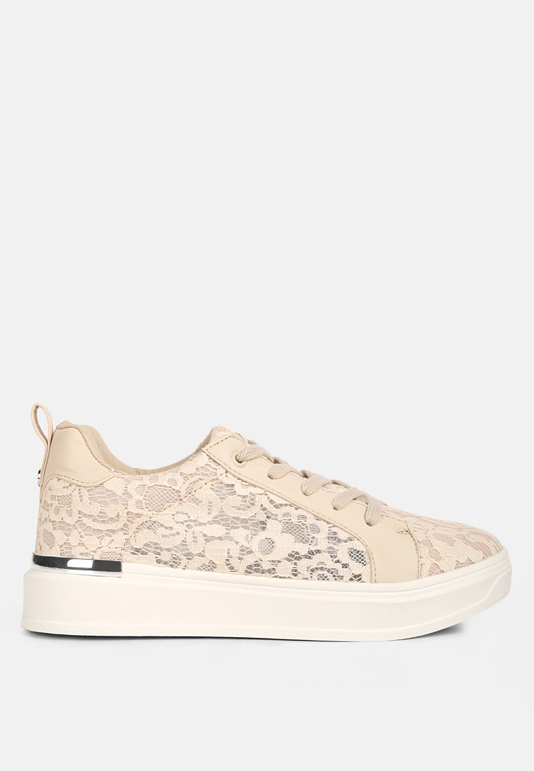 Flakes Lace Detail Low Platform Sneakers featuring lace detail, cushioned ankle support, and faux leather lining, perfect for casual outings.