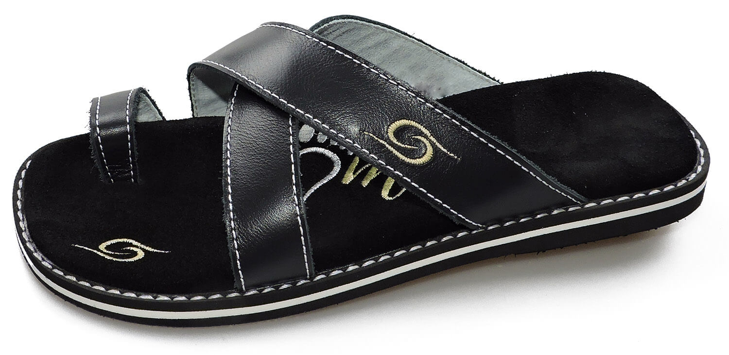 Stylish Flip-Flops 4053 in Schwarz/Gold with adjustable buckle and anatomical insoles, perfect for summer wear.