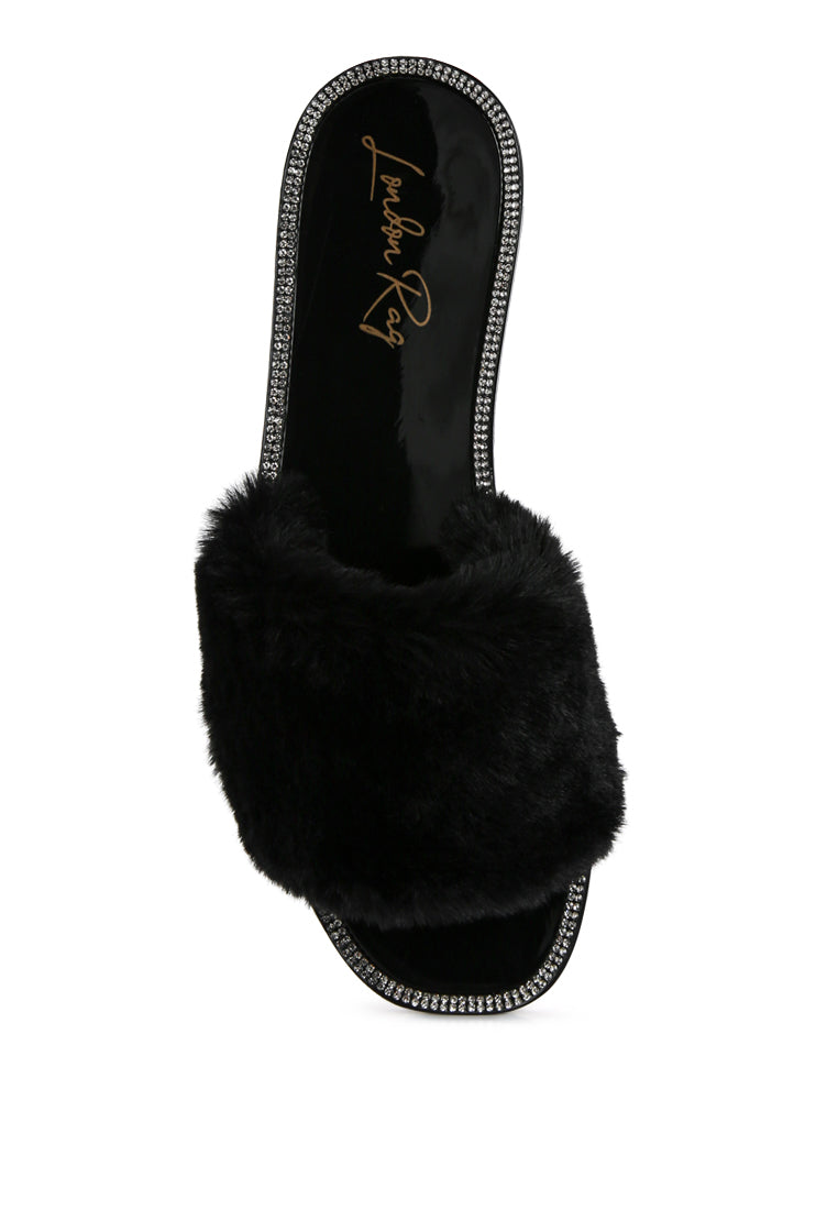 Geese Faux Fur Diamante Detail Jelly Flats featuring a stylish faux fur strap and sparkling diamante studs, perfect for rainy days.