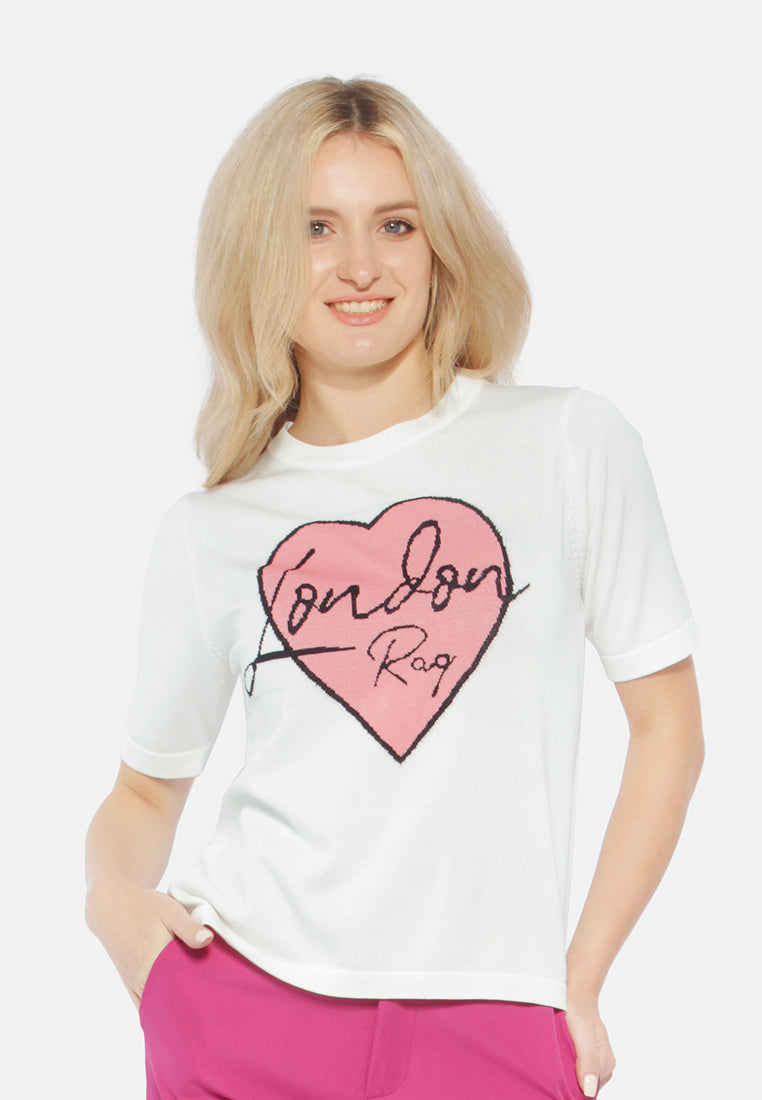 A stylish graphic t-shirt featuring a unique design, made from 100% viscose, showcasing a relaxed fit and round neckline.