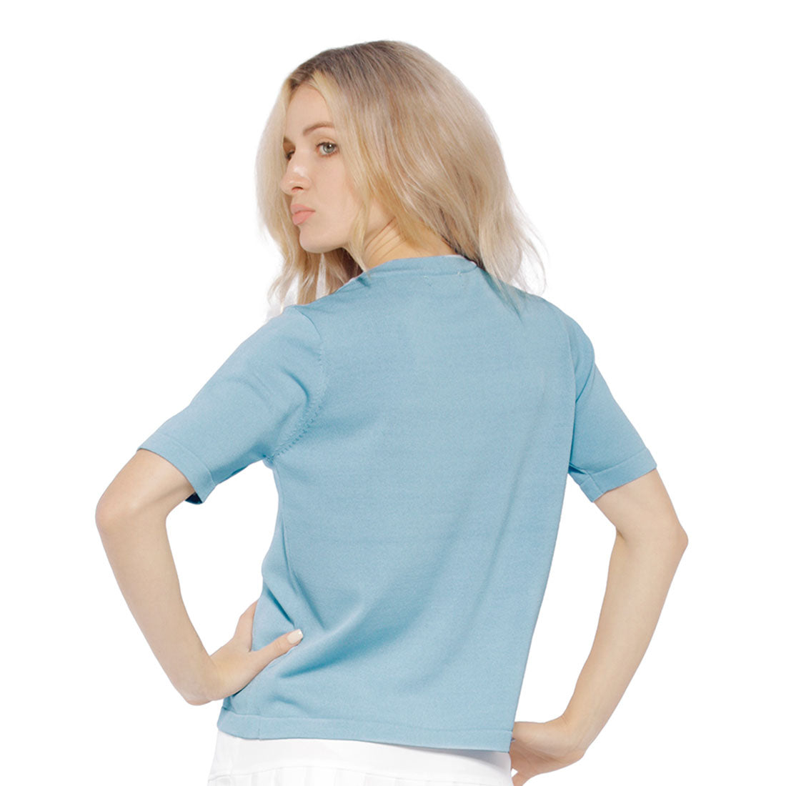 A stylish graphic t-shirt featuring a unique design, made from 100% viscose, showcasing a relaxed fit and round neckline.