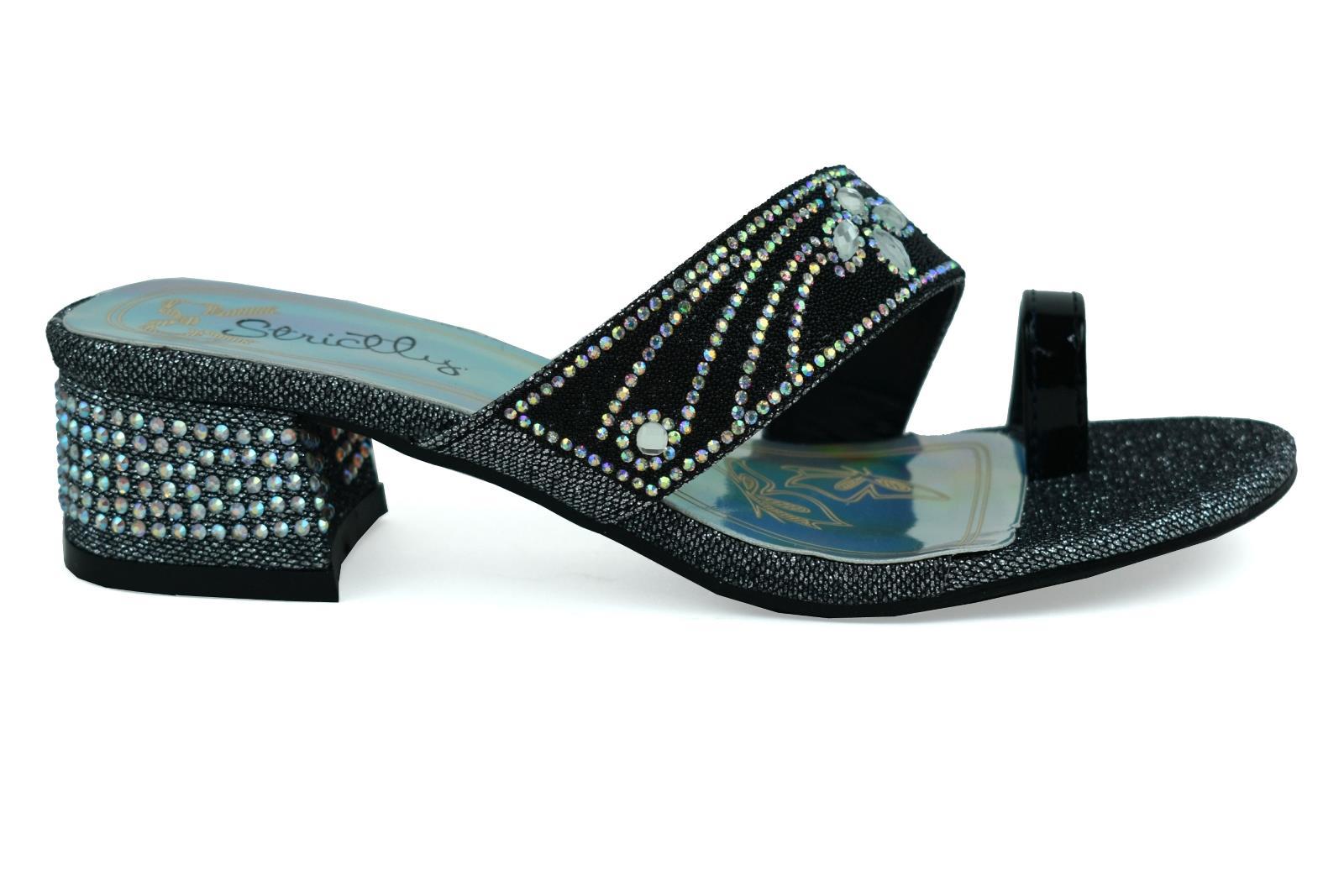 A pair of stylish Indian Style Toe Post Black sandals featuring a sleek design and comfortable toe post.