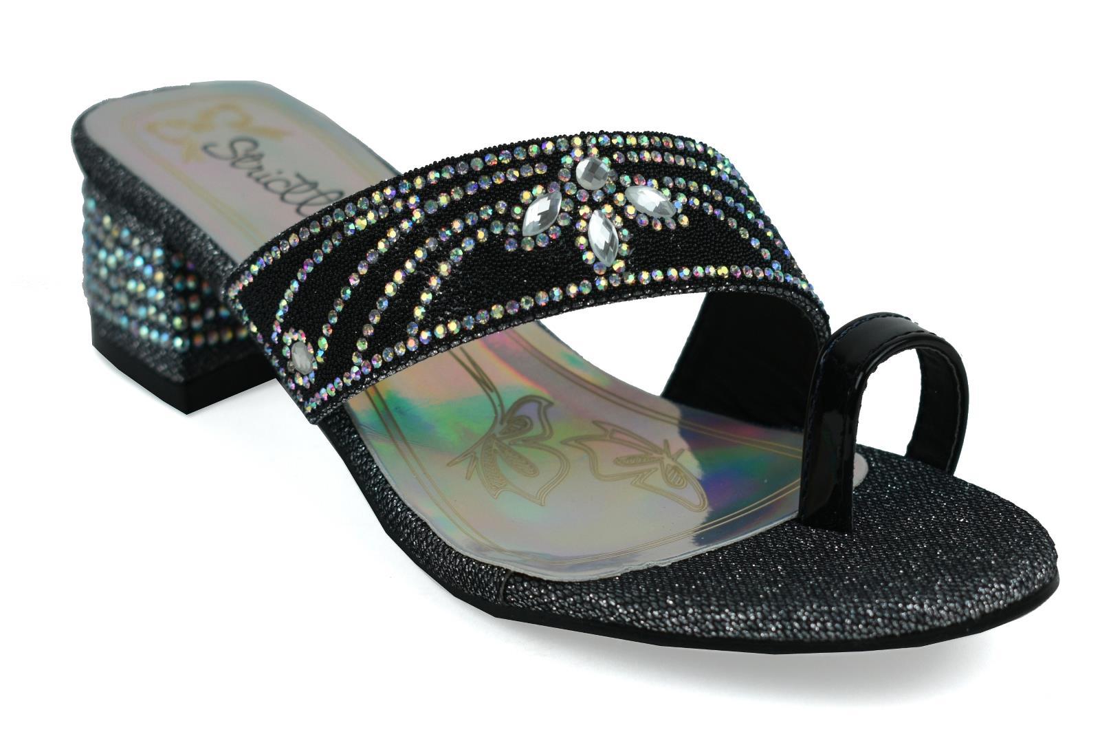 A pair of stylish Indian Style Toe Post Black sandals featuring a sleek design and comfortable toe post.