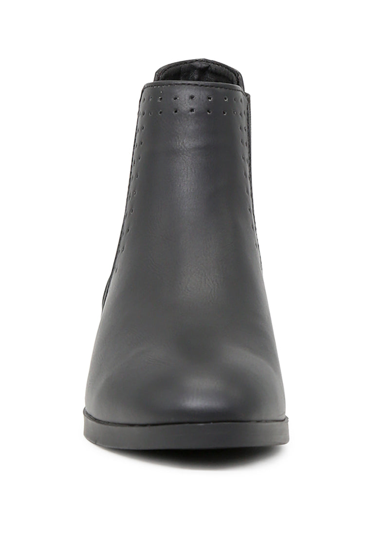 Stylish Kimberly Chelsea Boots featuring a block heel and elasticated gussets, perfect for casual or dressy outfits.