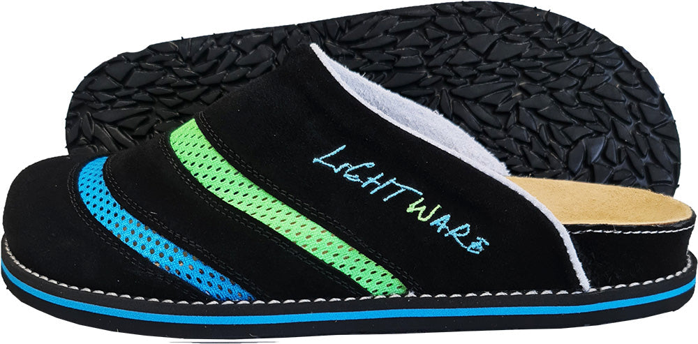 Lightware 3061 Pantoffeln in Schwarz, Blau und Grün, ideal für Erholung nach sportlicher Aktivität, mit ergonomischem Design und rutschfester Sohle.