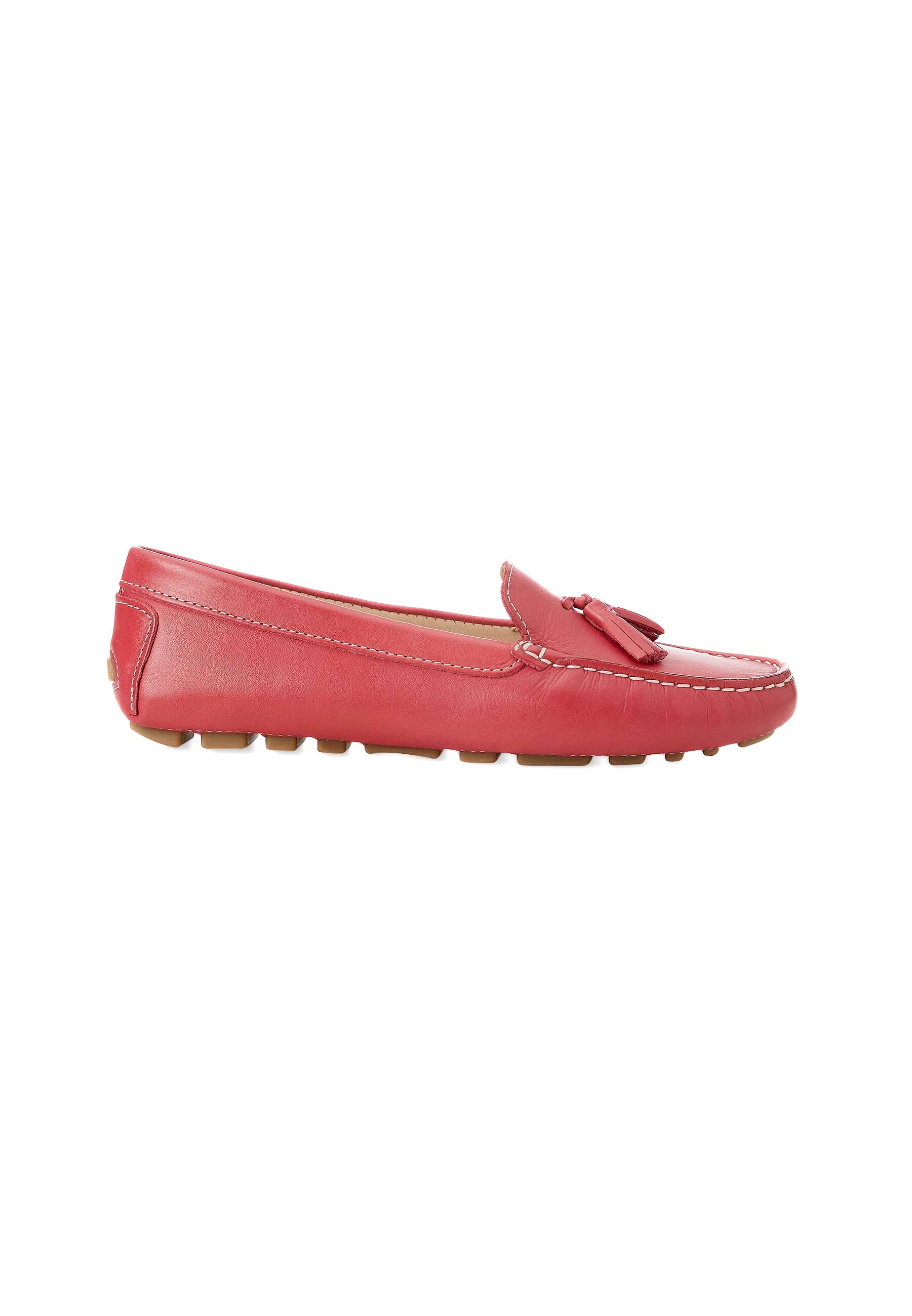 A pair of stylish Mangará Caviúna Women's Loafers featuring a sleek silhouette in a versatile color, perfect for any occasion.