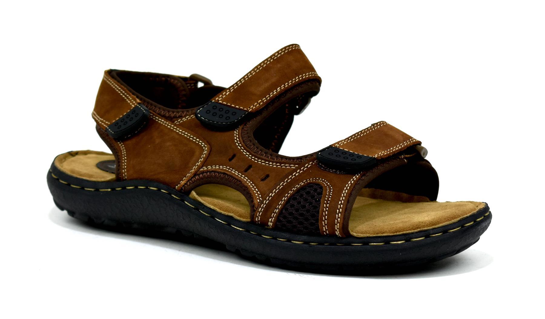 A pair of stylish men's leather sandals featuring a durable upper, soft lining, and sturdy sole, perfect for casual wear.