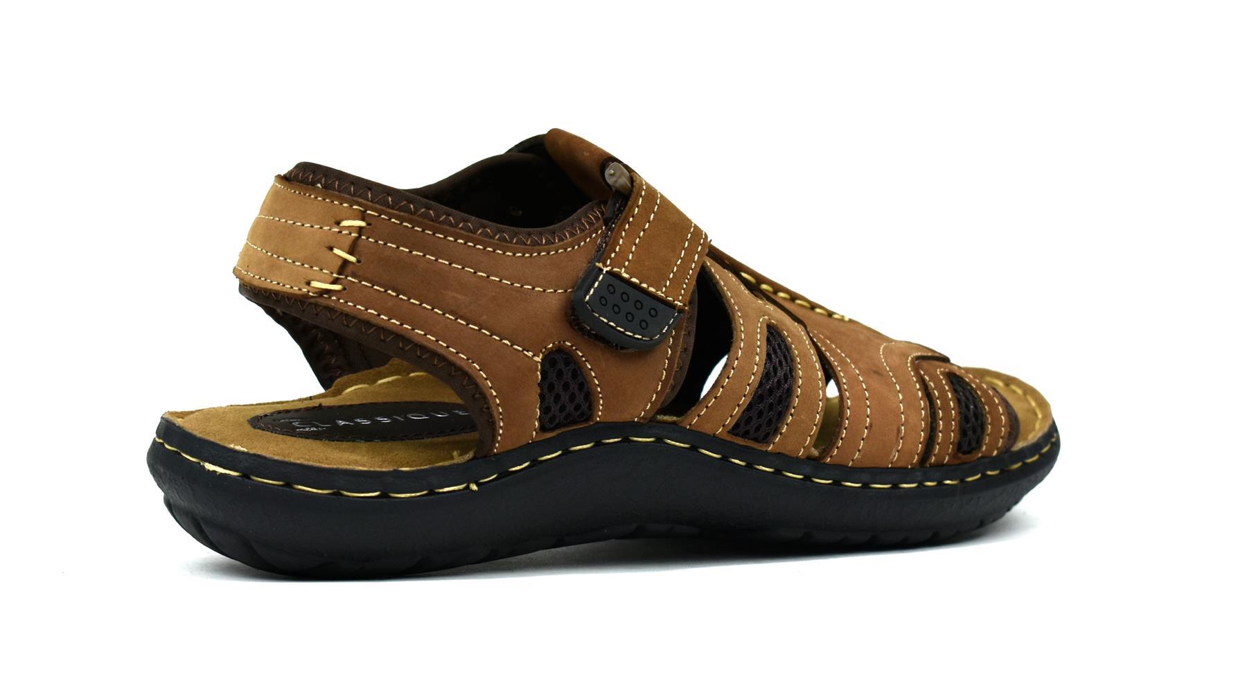 A pair of stylish men's leather sandals featuring a durable upper, soft lining, and sturdy sole, perfect for casual wear.