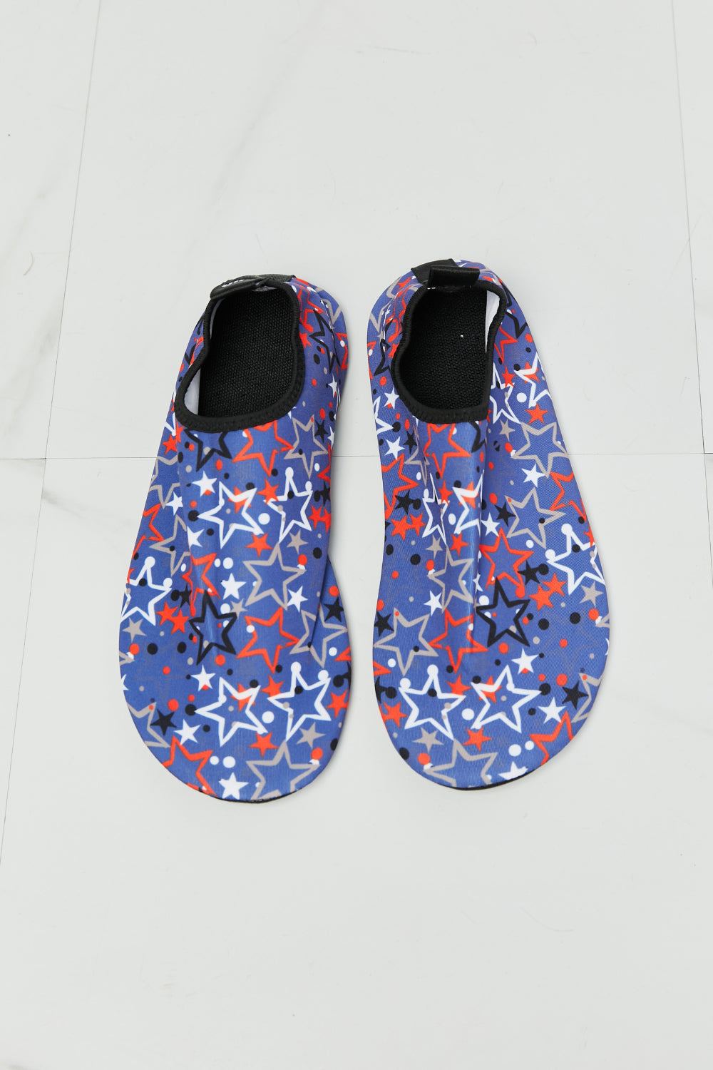 MMshoes On The Shore Water Shoes in Navy, featuring a stylish design and durable rubber/synthetic material for water activities.