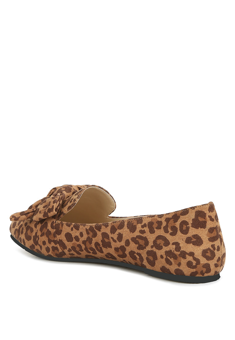 Pecan Pie Loafer featuring a cute bow design, faux suede upper, and TPR outer sole, perfect for casual wear.