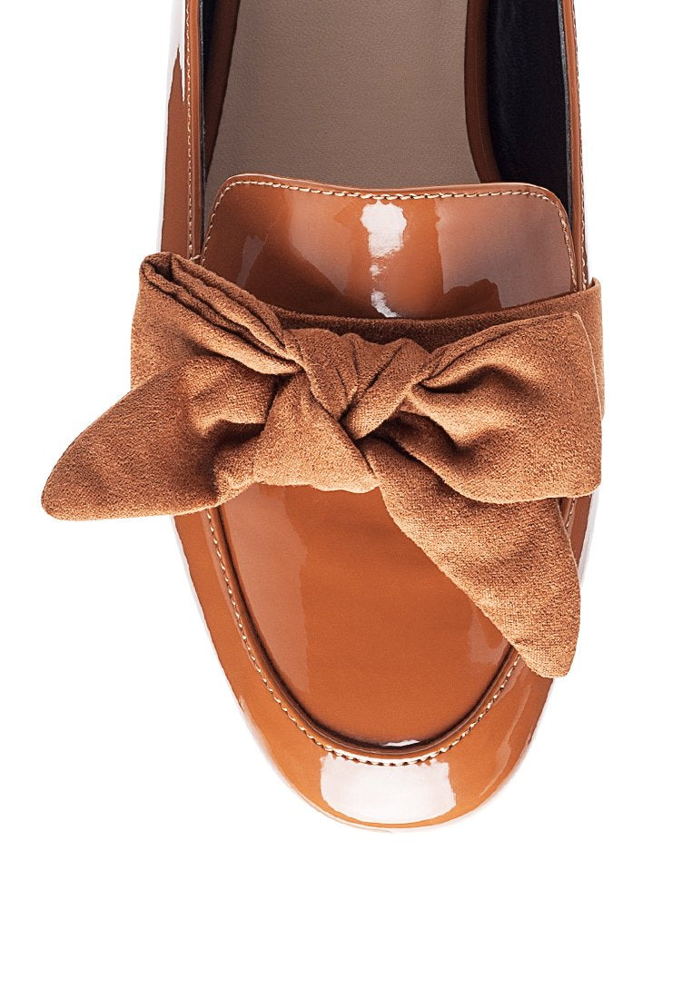 Pecan Pie Loafer featuring a cute bow design, faux suede upper, and TPR outer sole, perfect for casual wear.