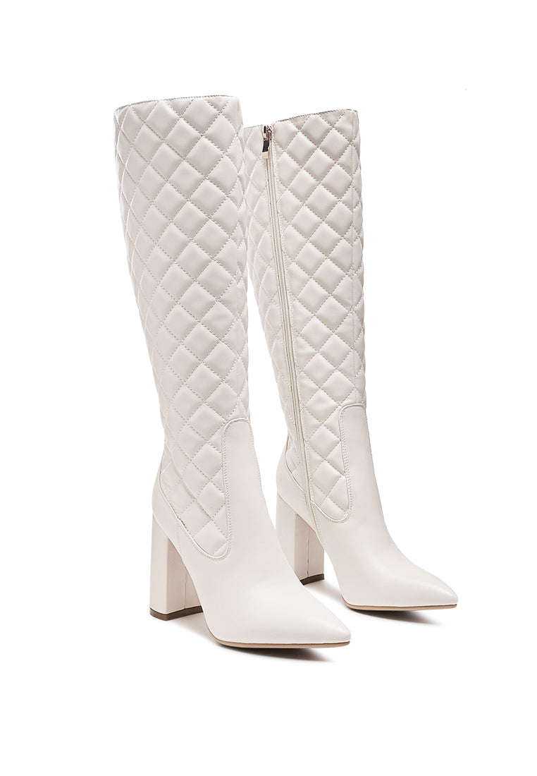 Stylish quilted calf boots with block heels and side zipper, perfect for autumn and winter wear.