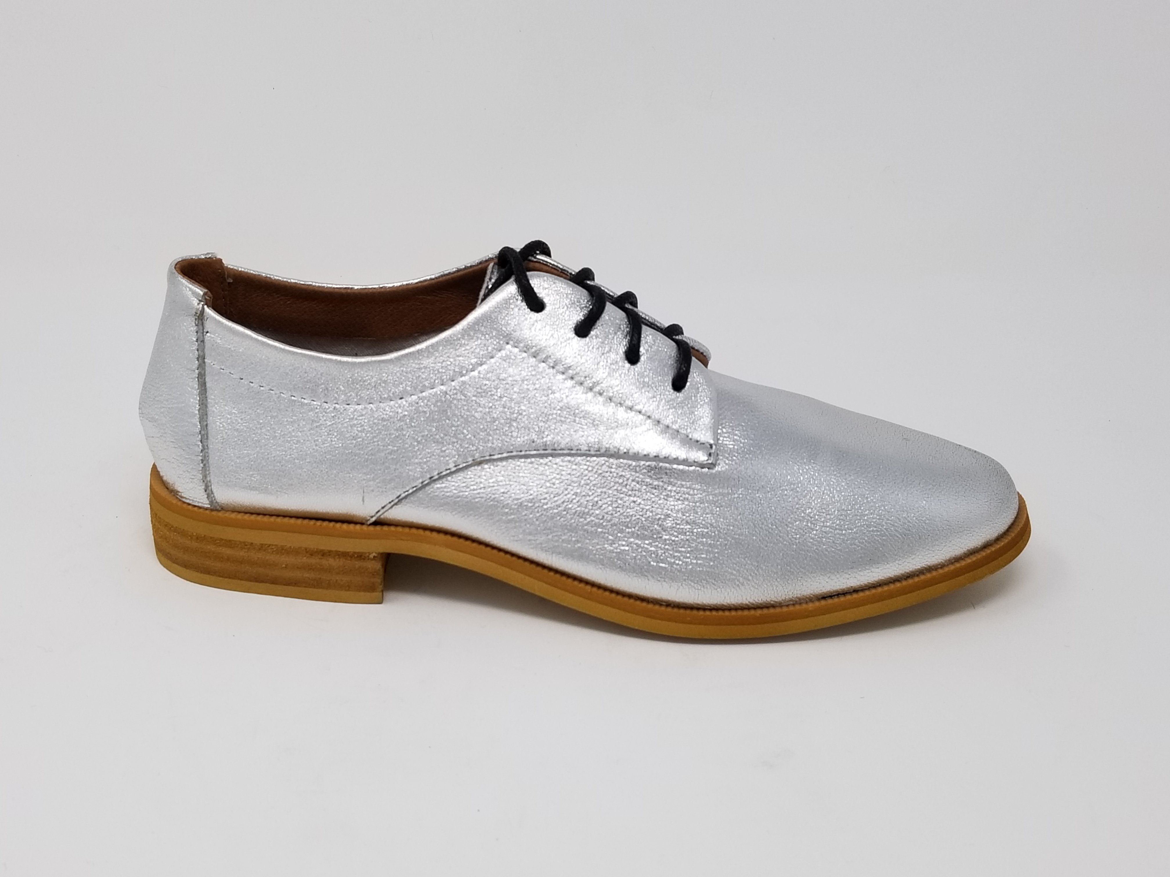 Westwood all-leather shoes made in Los Angeles featuring a sleek design, memory foam insole, and slip-resistant outsole.