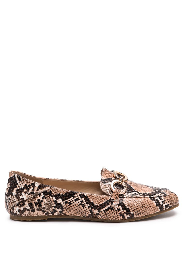 Wibele Croc Textured Metal Show Detail Loafers featuring a chic croc pattern and stylish metal buckle.