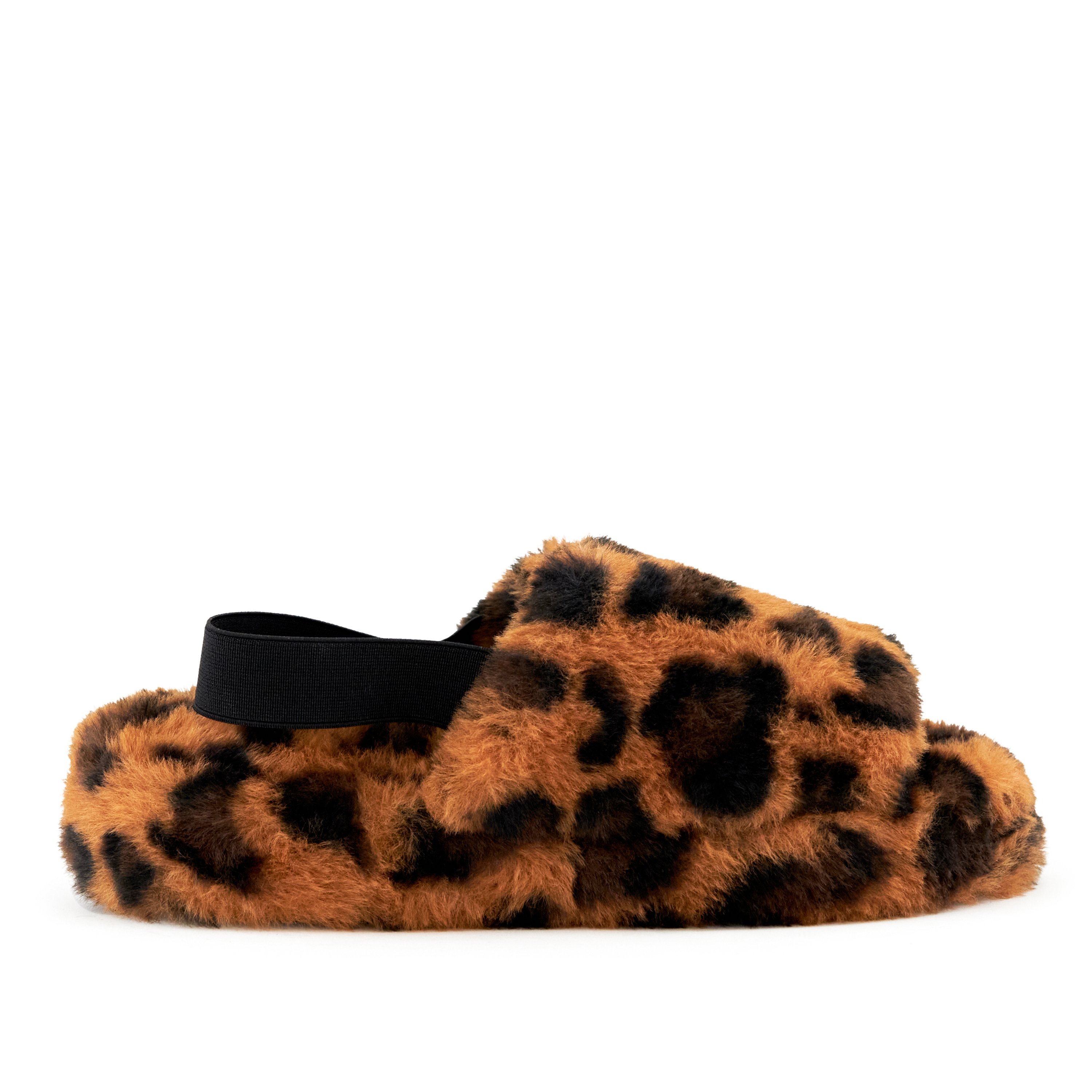 Women's Lisbon Faux Fur Slipper in Leopard with a stylish slingback strap and cushioned sole, perfect for indoor and outdoor wear.